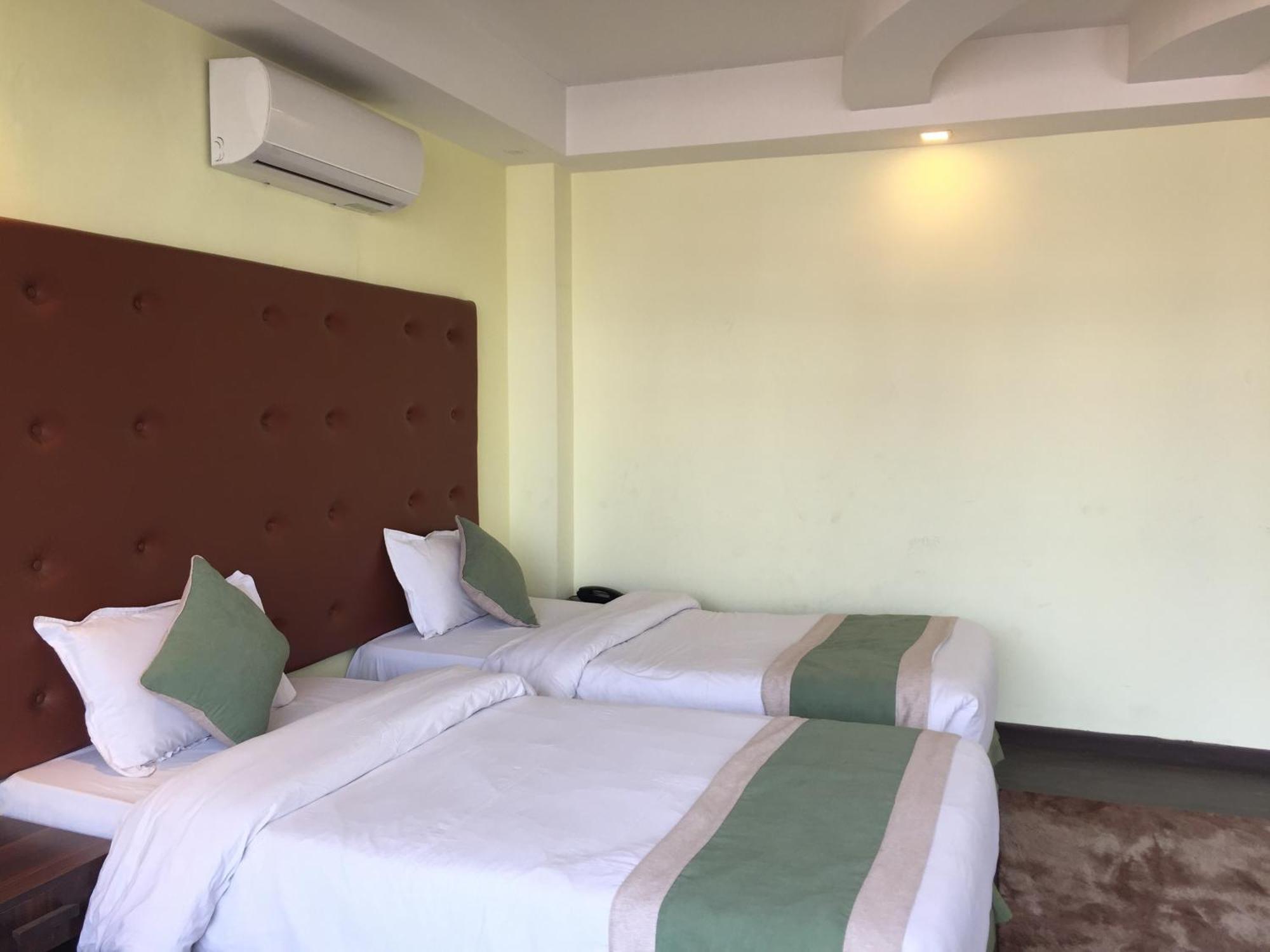 Hotel Serenity Kathmandu Bagian luar foto